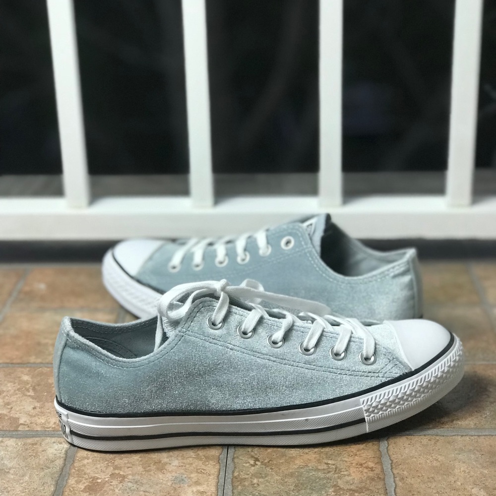 SANTA’S DEAL 🎄 NWT Converse Ctas OX Velvet Wolf Grey Women AUTHENTIC 557990F - Picture 2 of 8